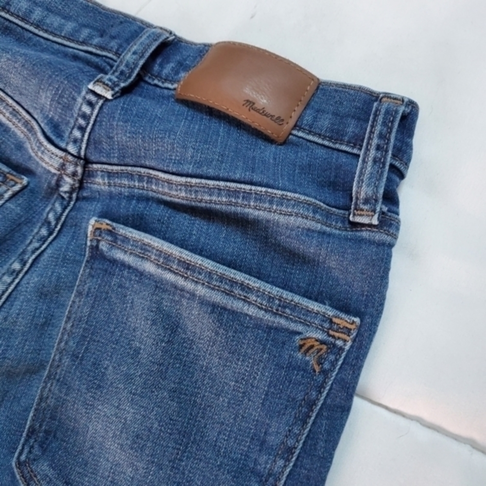 Women's Madewell jeans. Size p24. Like new. 11" Roadtripper skinny. Med - Picture 6 of 7